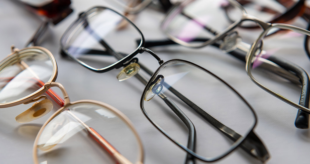 Born2Bond adhesives for efficient eyewear production