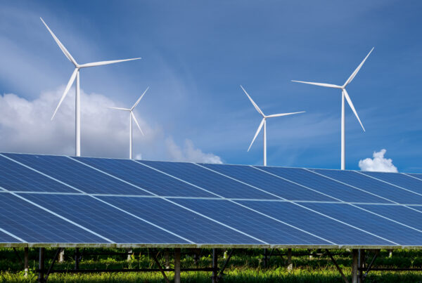 Sistemi accumulo energia a batteria: le soluzioni adesive